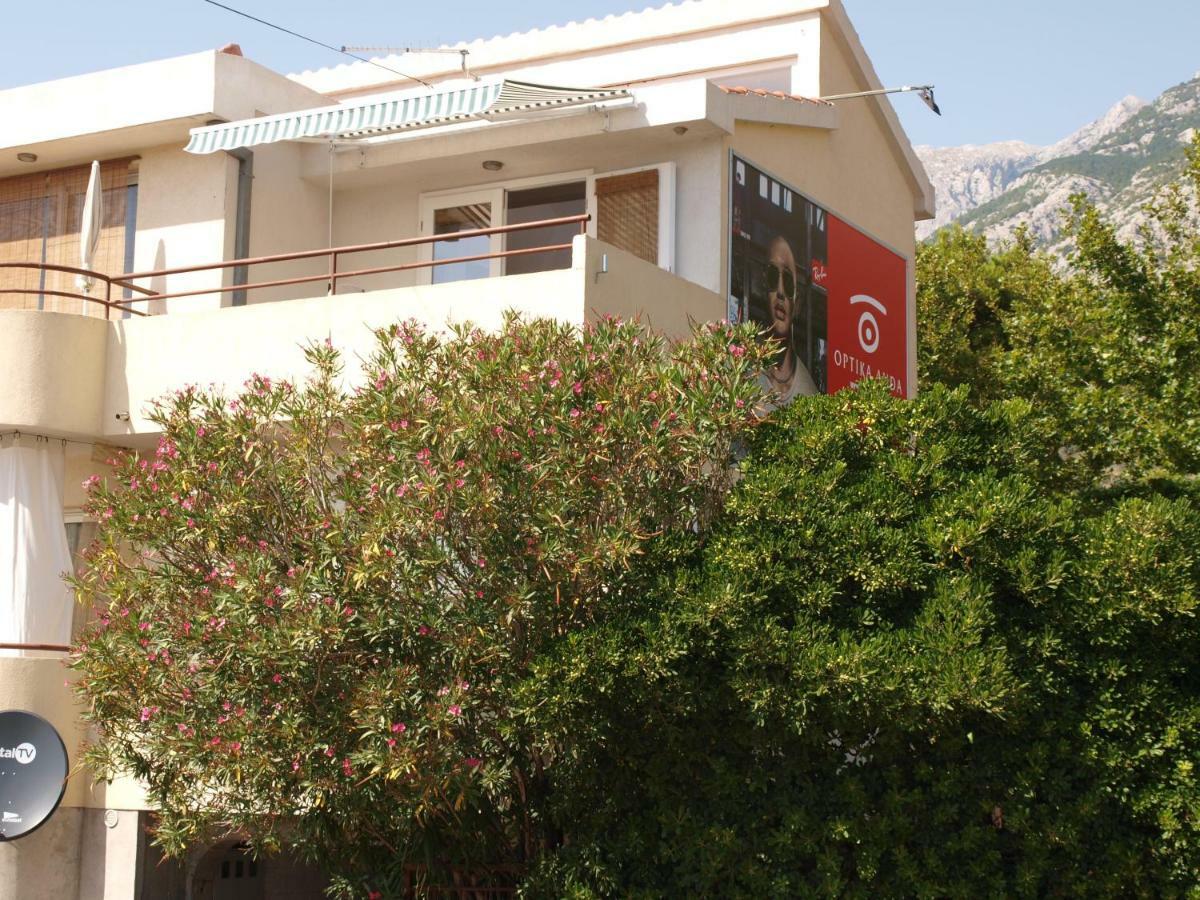 Apartman Mak Apartamento Makarska Exterior foto